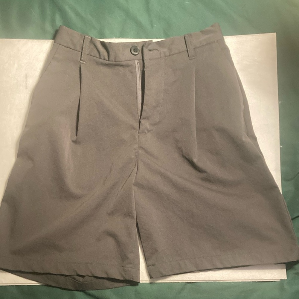 Muji Women’s Gray Shorts